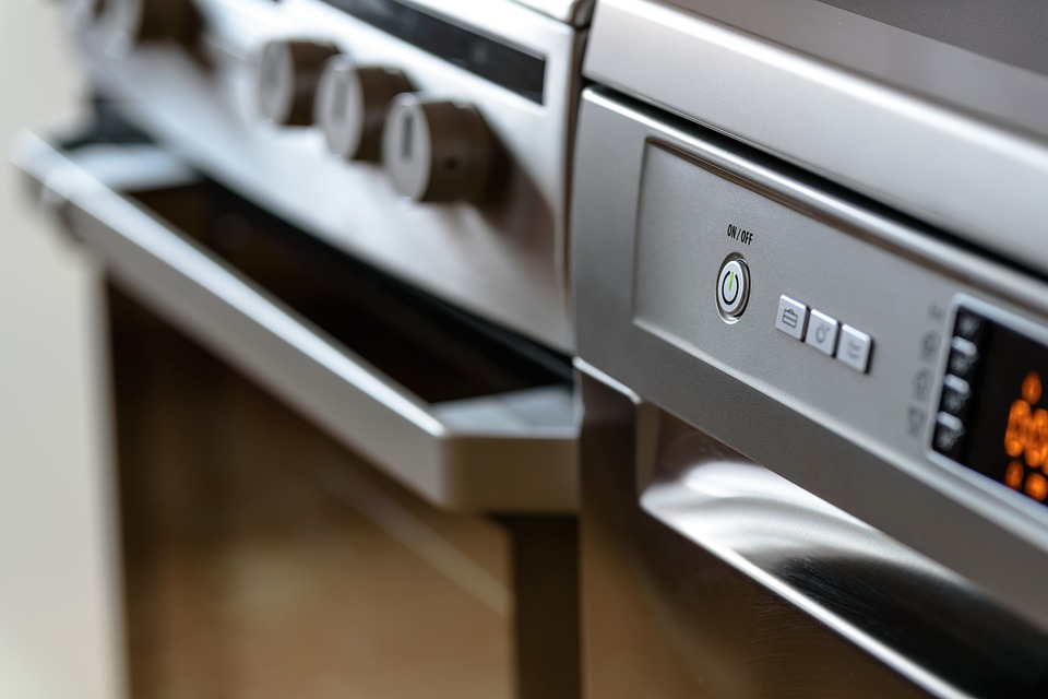 Energy efficient appliances, one of 2019's top real estate trends.